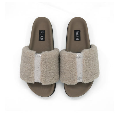 FUZZY PAILLETTE SLIDER CEMENT FAUX SHEARLING