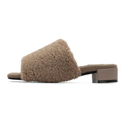 ROAM FUZZY SQUARE OAT FAUX SHEARLING