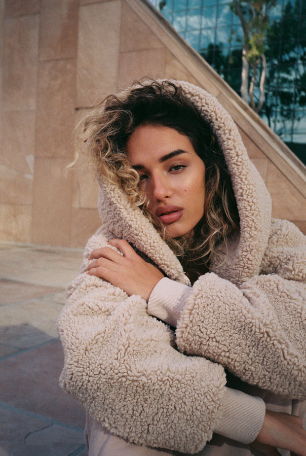 ROAM Fuzzy Pullover Nude Faux Shearling