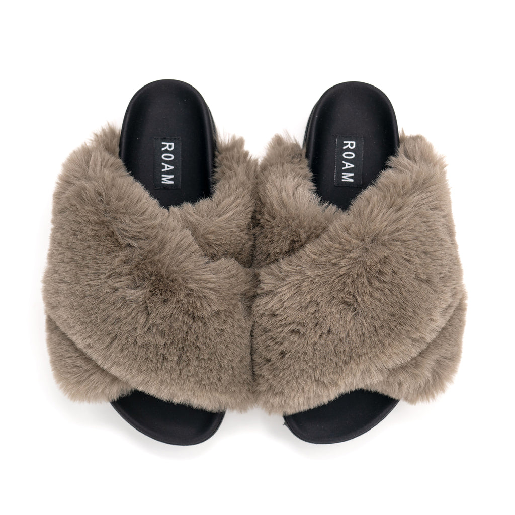 ROAM Mink Cloud Slippers Khaki Faux Fur – R0AM